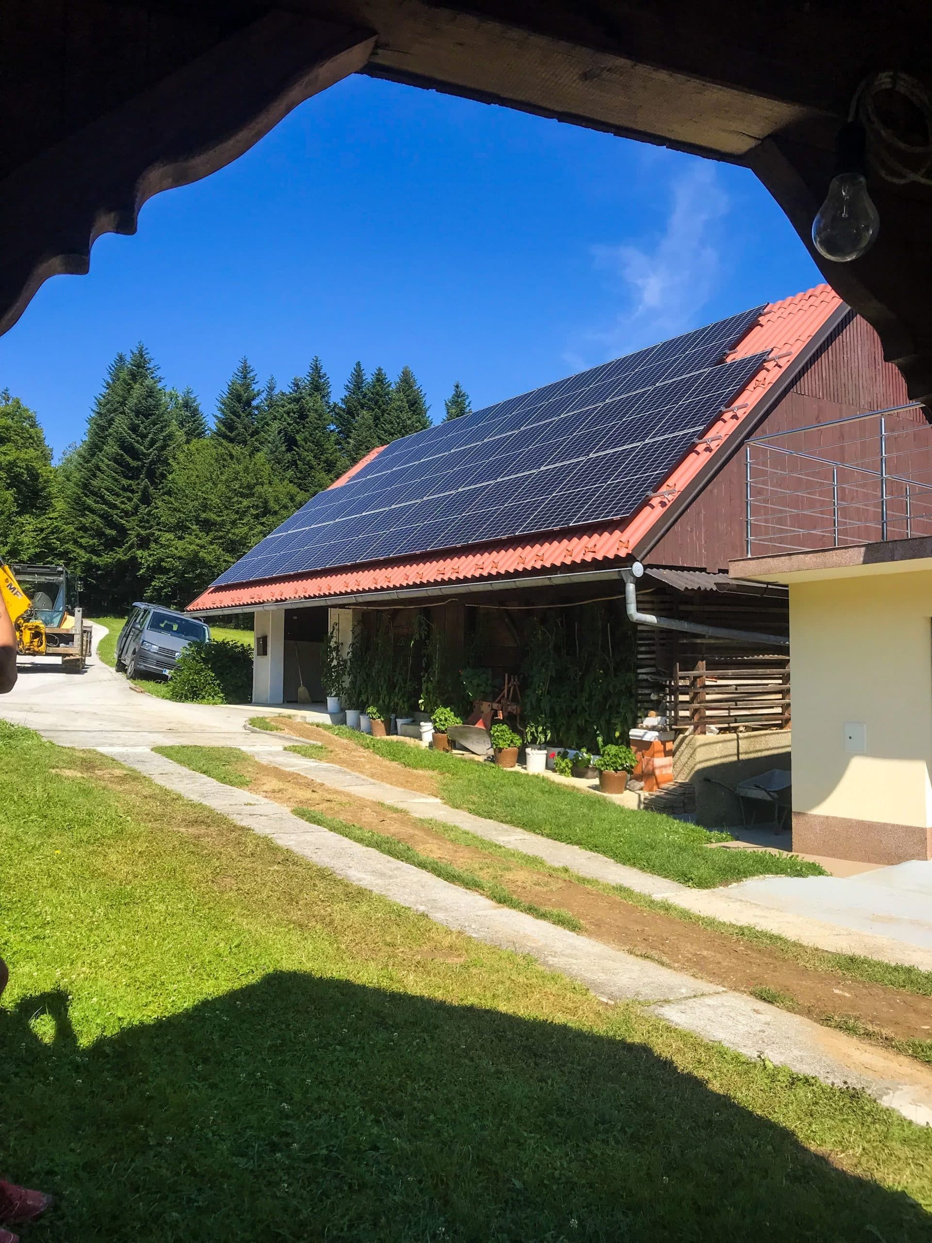Montaža sončne elektrarne — referenčna fotografija 26