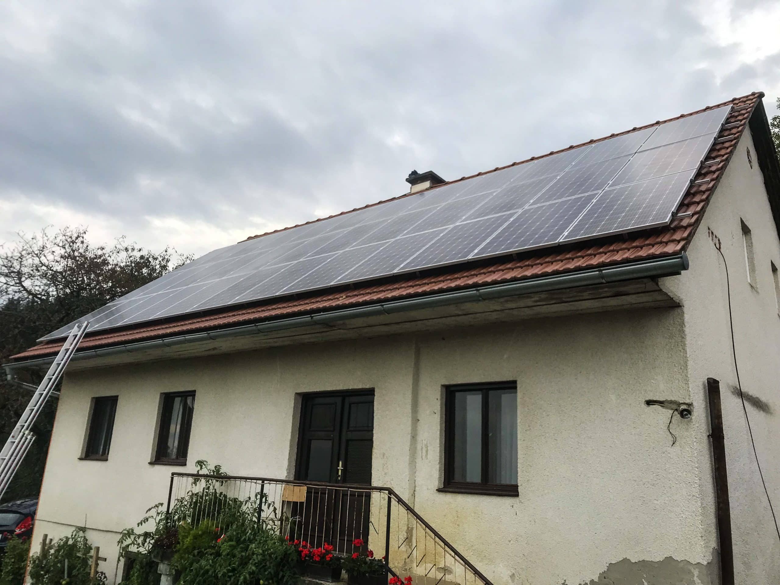 Montaža sončne elektrarne — referenčna fotografija 27