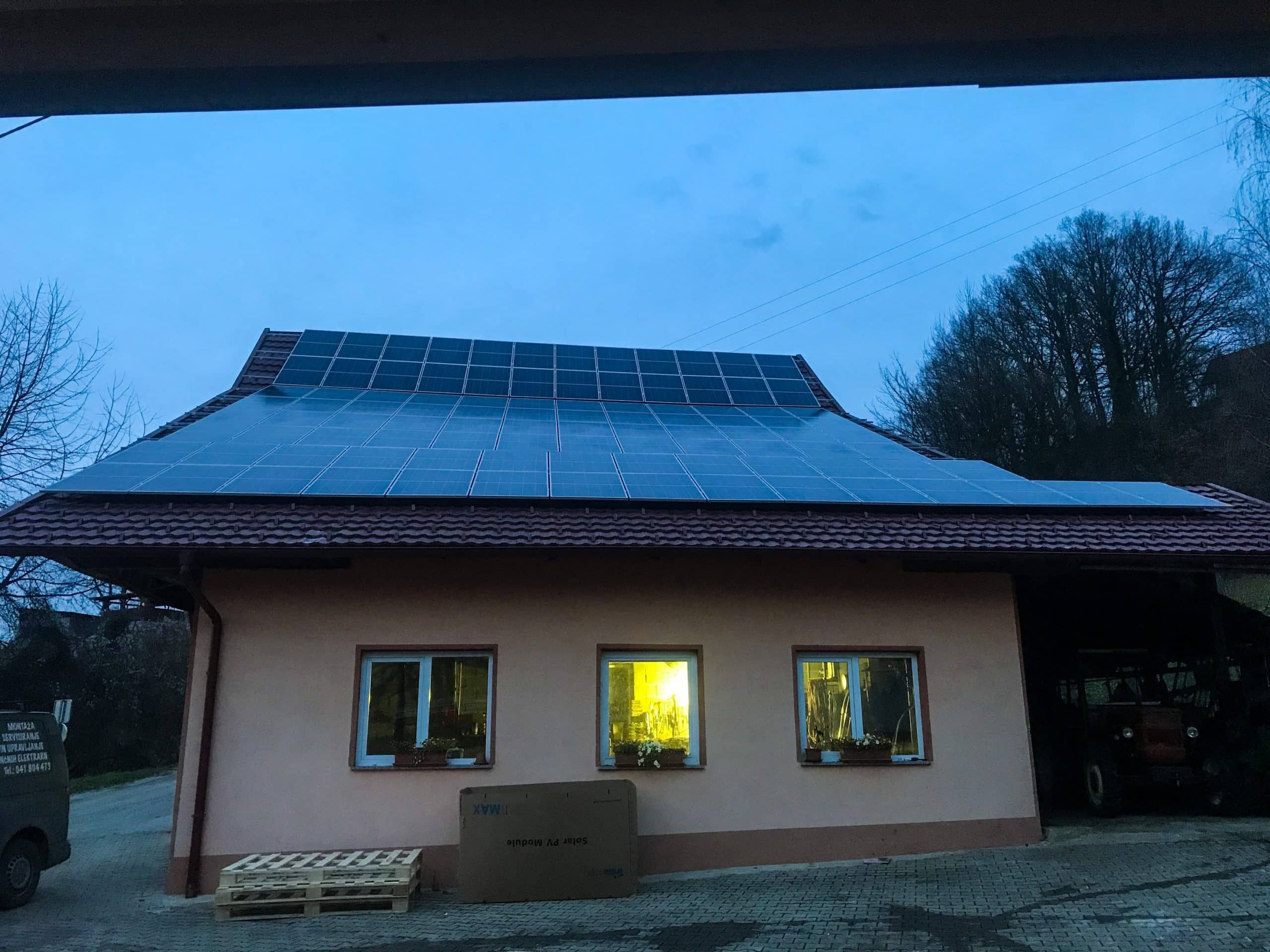 Montaža sončne elektrarne — referenčna fotografija 31